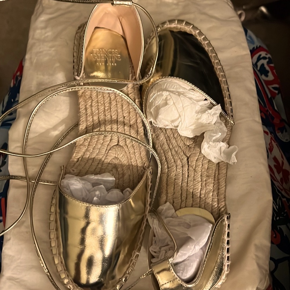 Frances Valentine size 8 (39) gold espadrilles, with draw string shoe bag. New